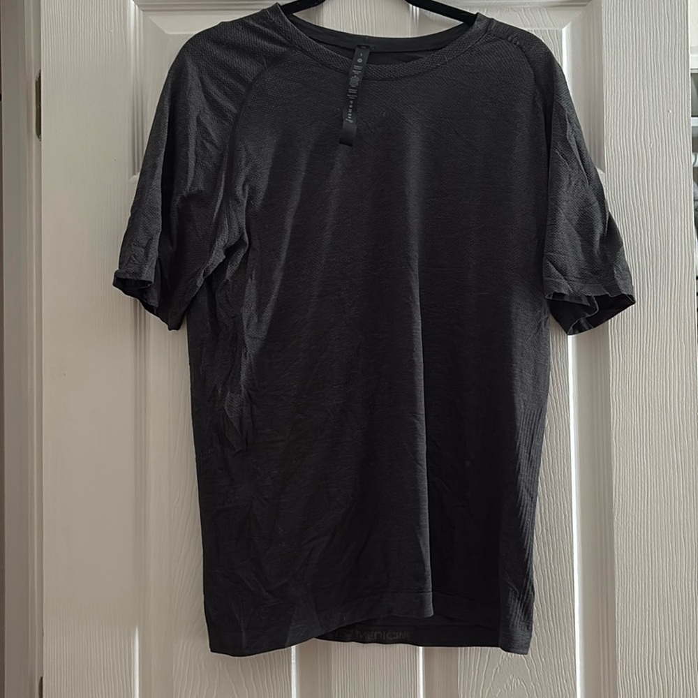 Men’s swiftly tee